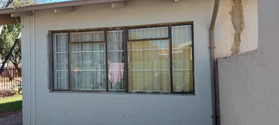 13 Bedroom Property for Sale in Brandwag Free State